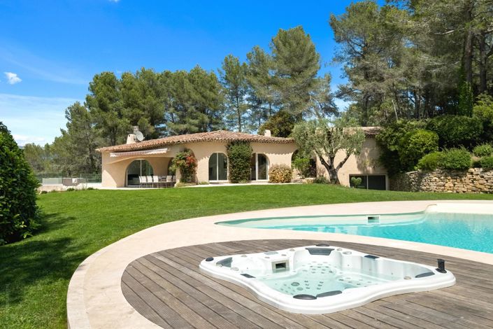 Image No.14-8 Bed House for sale