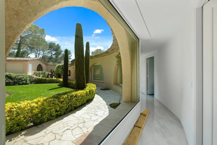 Image No.23-8 Bed House for sale