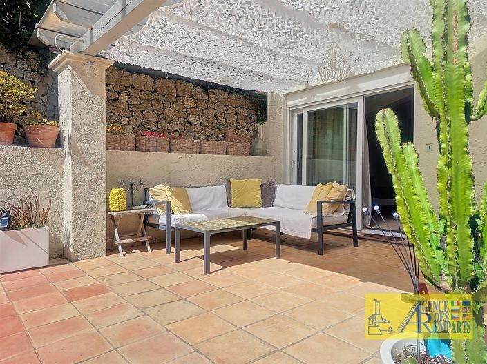 Image No.19-4 Bed House for sale
