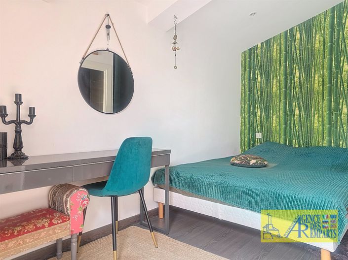 Image No.28-4 Bed House for sale