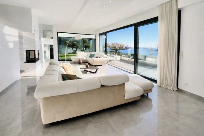 Image No.8-4 Bed House for sale