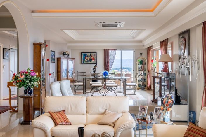 Image No.21-4 Bed House for sale