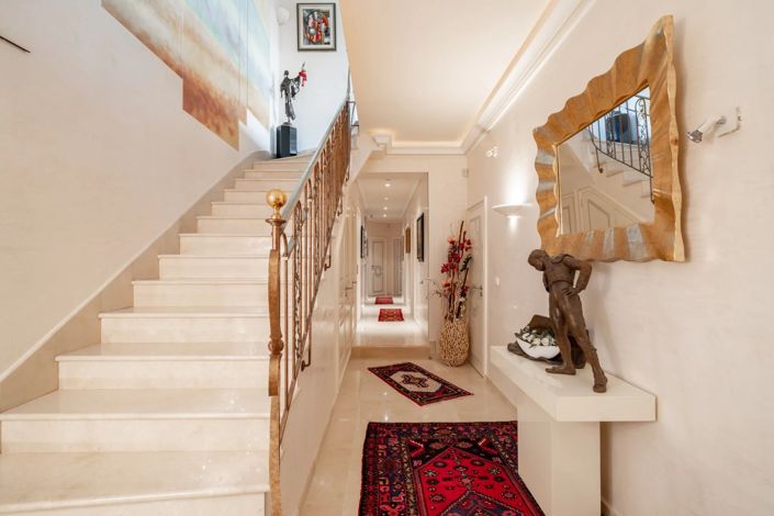 Image No.29-4 Bed House for sale