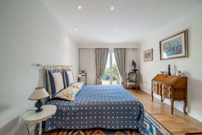 Image No.31-4 Bed House for sale
