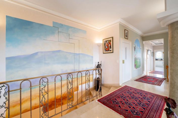 Image No.40-4 Bed House for sale