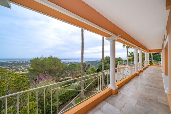 Image No.42-4 Bed House for sale