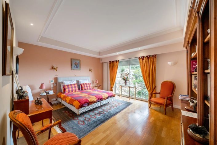 Image No.45-4 Bed House for sale