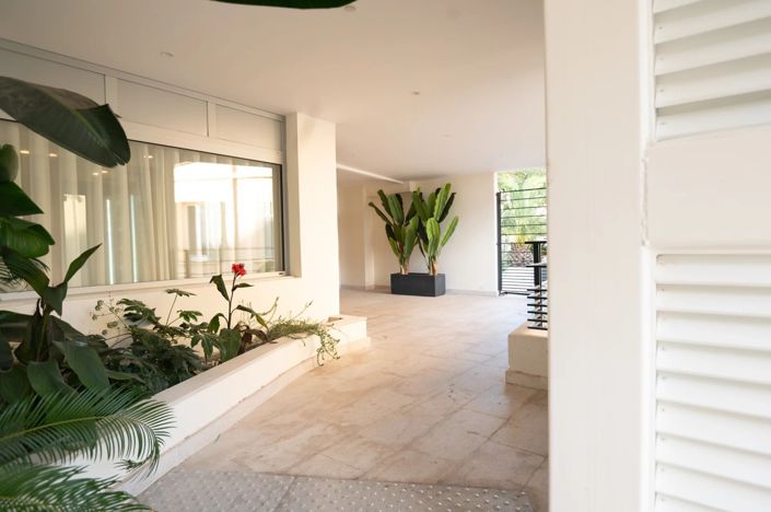 Image No.2-Appartement de 2 chambres à vendre à Cannes