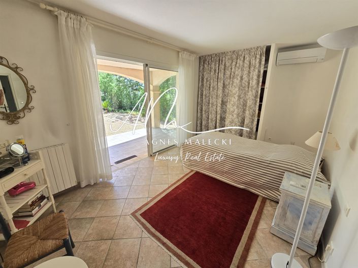 Image No.14-5 Bed House for sale