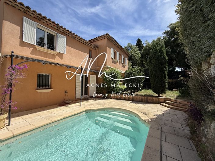 Image No.2-4 Bed House for sale