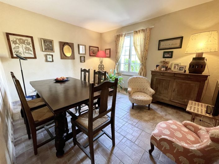 Image No.9-3 Bed House for sale