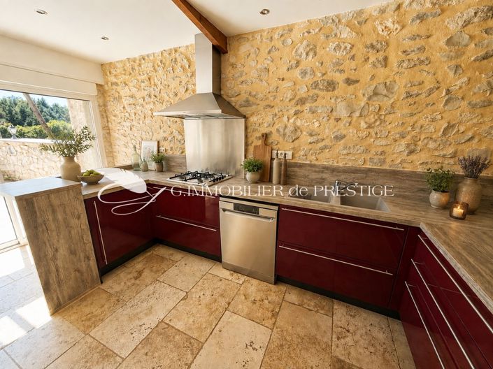Image No.18-7 Bed House for sale