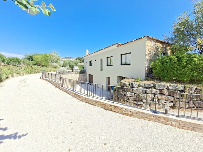 Image No.5-3 Bed House for sale