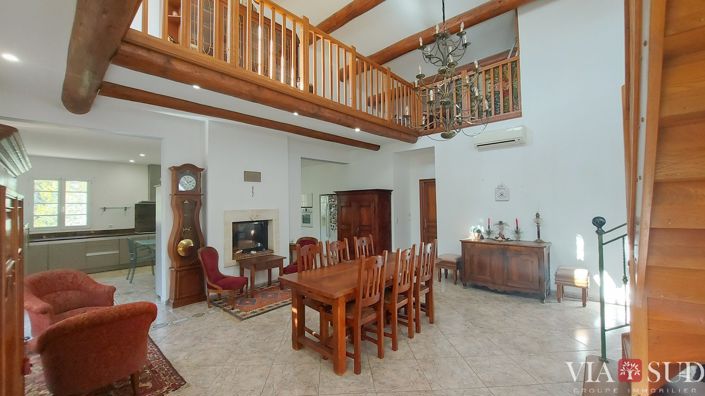 Image No.6-5 Bed House for sale