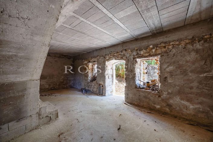 Image No.4-House for sale