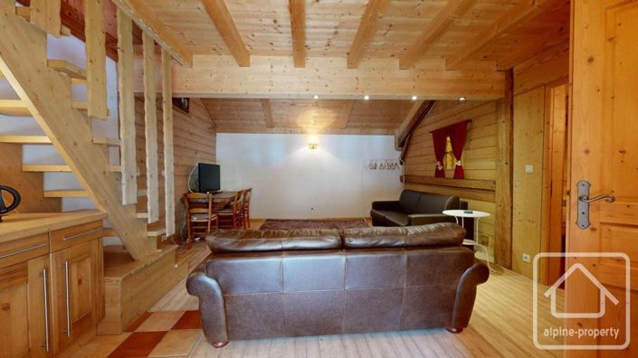 Image No.39-8 Bed Property for sale