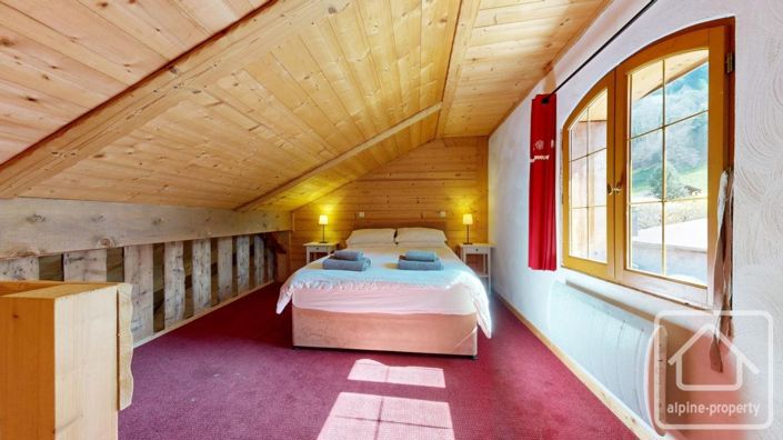 Image No.45-8 Bed Property for sale