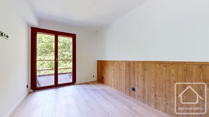 Image No.17-4 Bed Apartment for sale
