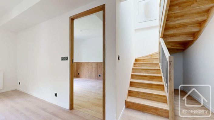 Image No.21-4 Bed Apartment for sale