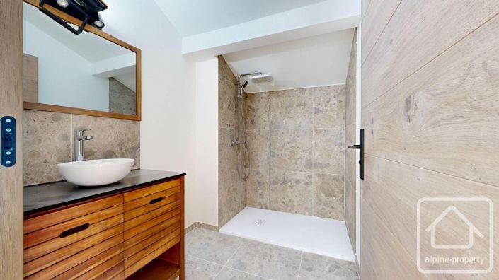 Image No.30-4 Bed Apartment for sale
