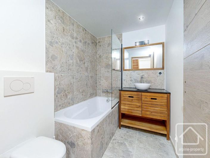 Image No.4-4 Bed Apartment for sale