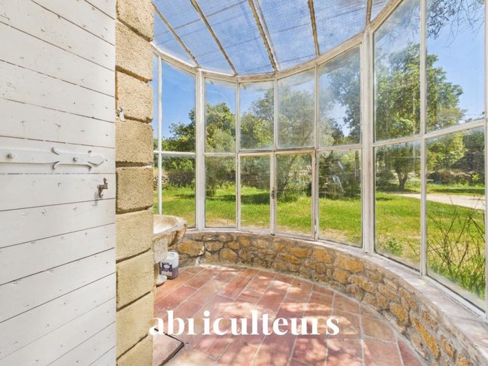 Image No.6-4 Bed House for sale