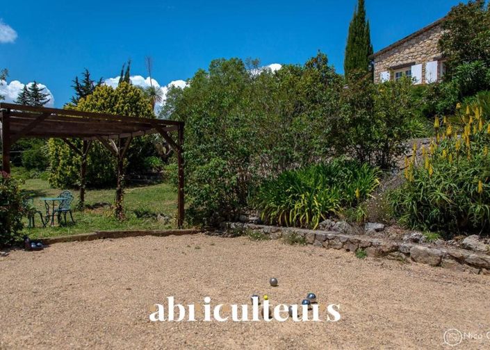 Image No.9-8 Bed House for sale