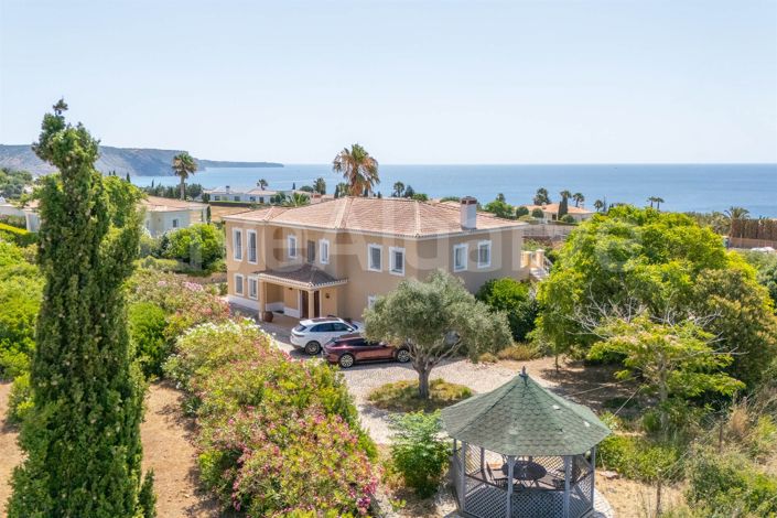 Image No.4-5 Bed House for sale