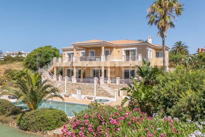 Image No.53-5 Bed House for sale
