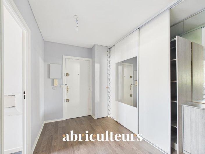 Image No.19-2 Bed Apartment for sale