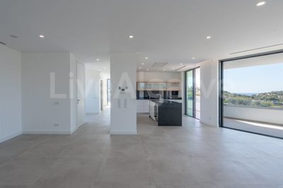 ae77s0mdhv3zeqcg7