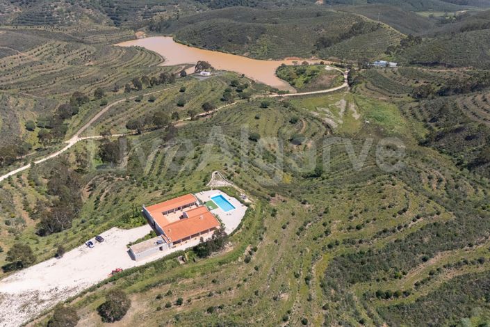 Image No.3-5 Bed House for sale