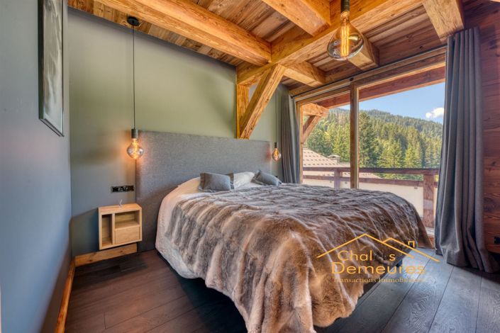 Image No.16-6 Bed House for sale