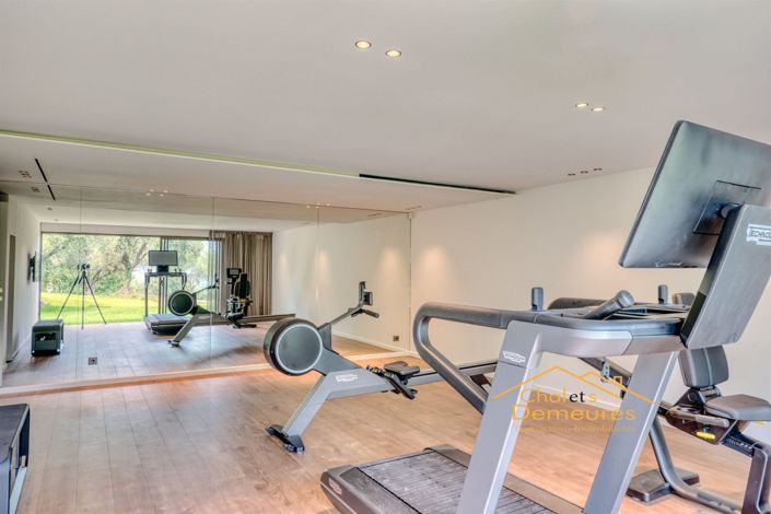 Image No.16-7 Bed House for sale