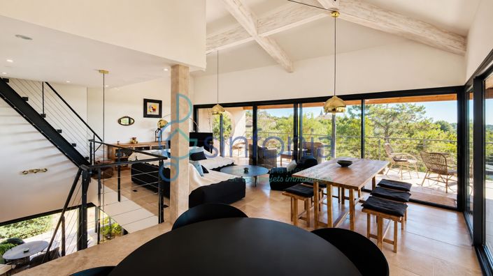 Image No.3-4 Bed House for sale