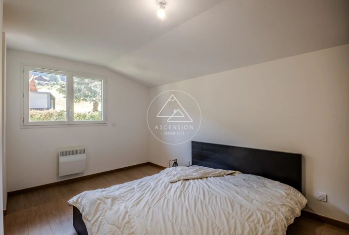 Image No.15-3 Bed House for sale