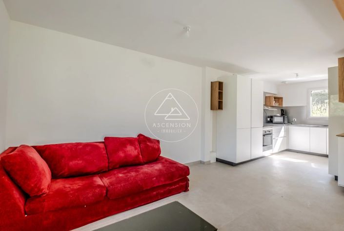 Image No.16-3 Bed House for sale