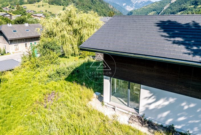 Image No.17-3 Bed House for sale