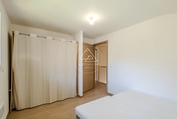 Image No.23-3 Bed House for sale