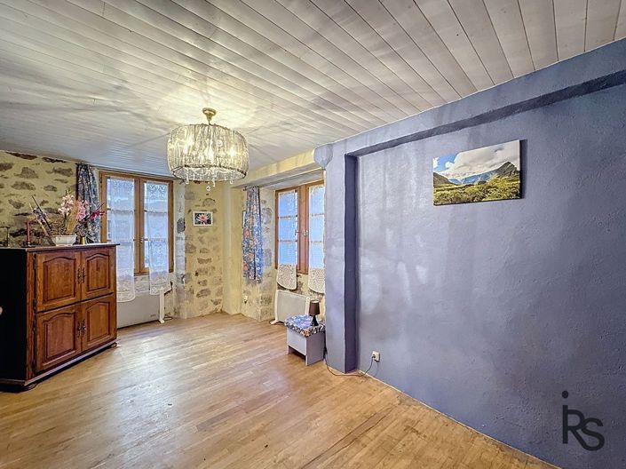 Image No.7-3 Bed House for sale
