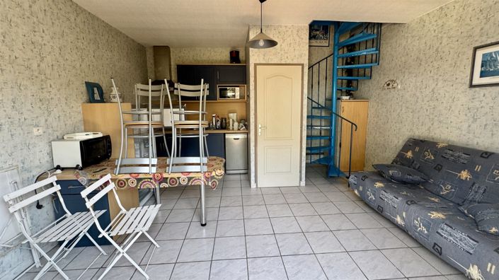 Image No.10-4 Bed House for sale