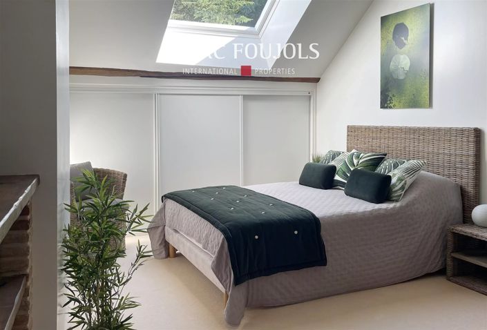 Image No.28-5 Bed House for sale