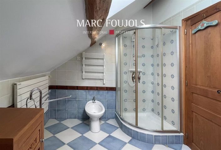 Image No.34-5 Bed House for sale