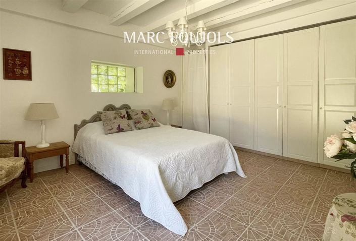 Image No.44-5 Bed House for sale