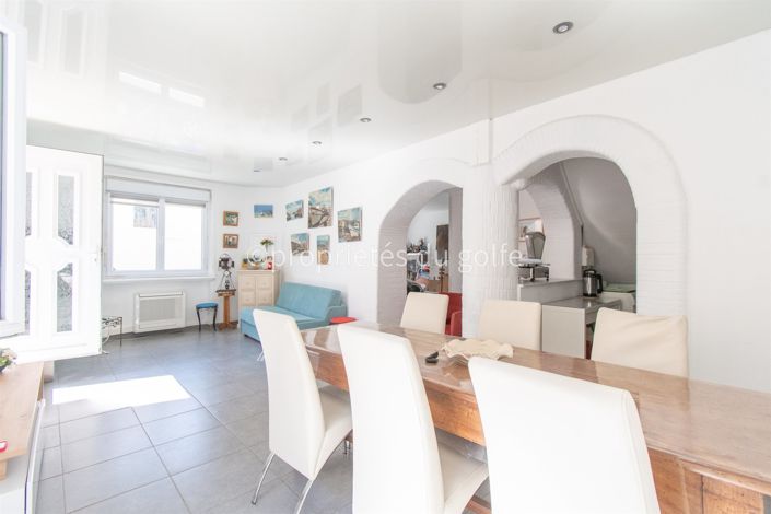 Image No.5-2 Bed House for sale