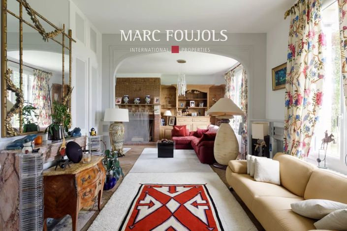 Image No.10-6 Bed House for sale