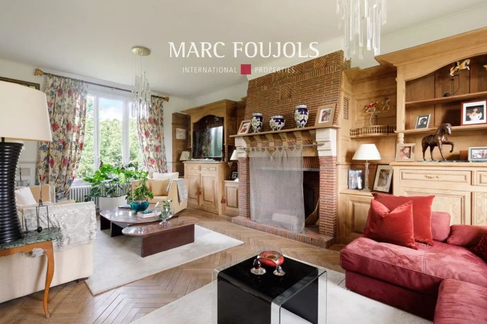Image No.11-6 Bed House for sale