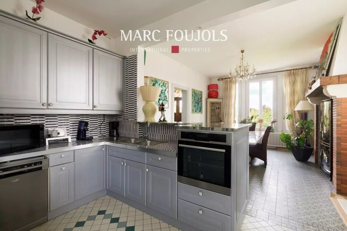 Image No.13-6 Bed House for sale