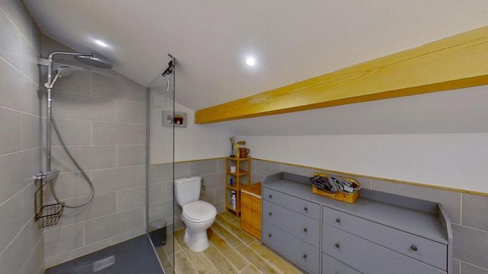 Image No.22-5 Bed House for sale