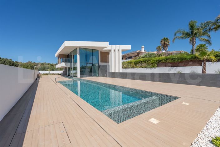 Image No.50-4 Bed House for sale